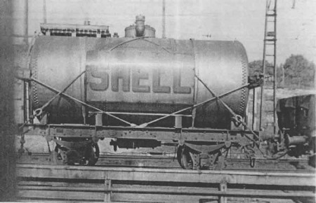 impianto petrolifero antico della shell