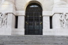 Borsa Milano, Autogrill traina il listino Borsa Milano, Autogrill traina il listino