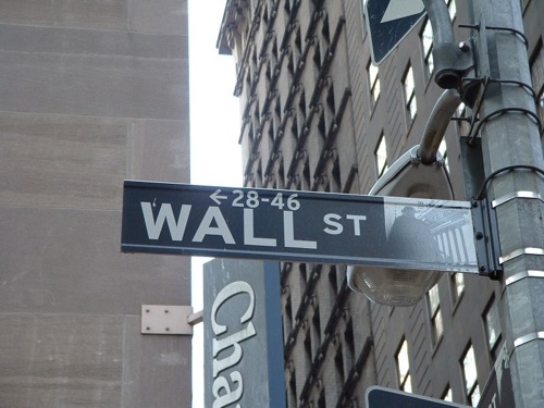 v_wall_street_sign